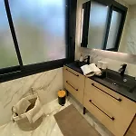 Carpe Diem T4 Centre Climatise Garage Renove Apartment *
